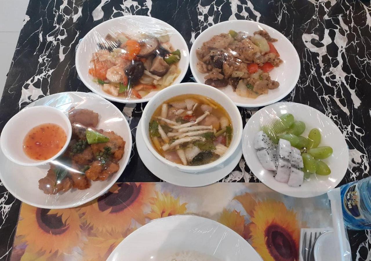 Grand Inter Hotel Samut Sakhon Esterno foto