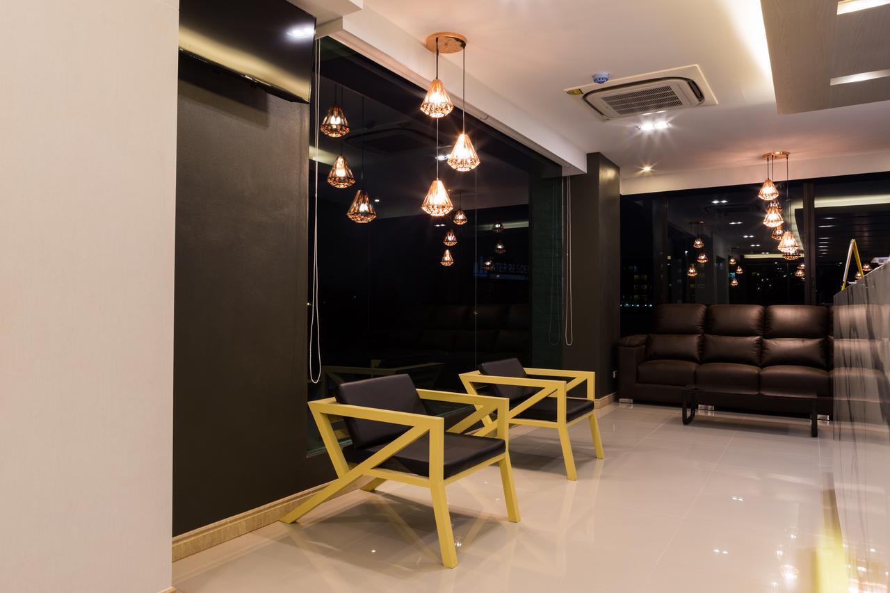 Grand Inter Hotel Samut Sakhon Esterno foto